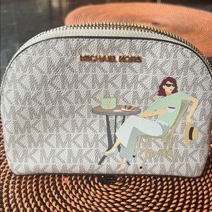 Michael Kors Graphic Cream Cosmetic Bag